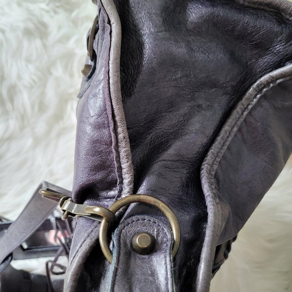 Authentic Balenciaga Classic City Bag - Picture 10 of 16